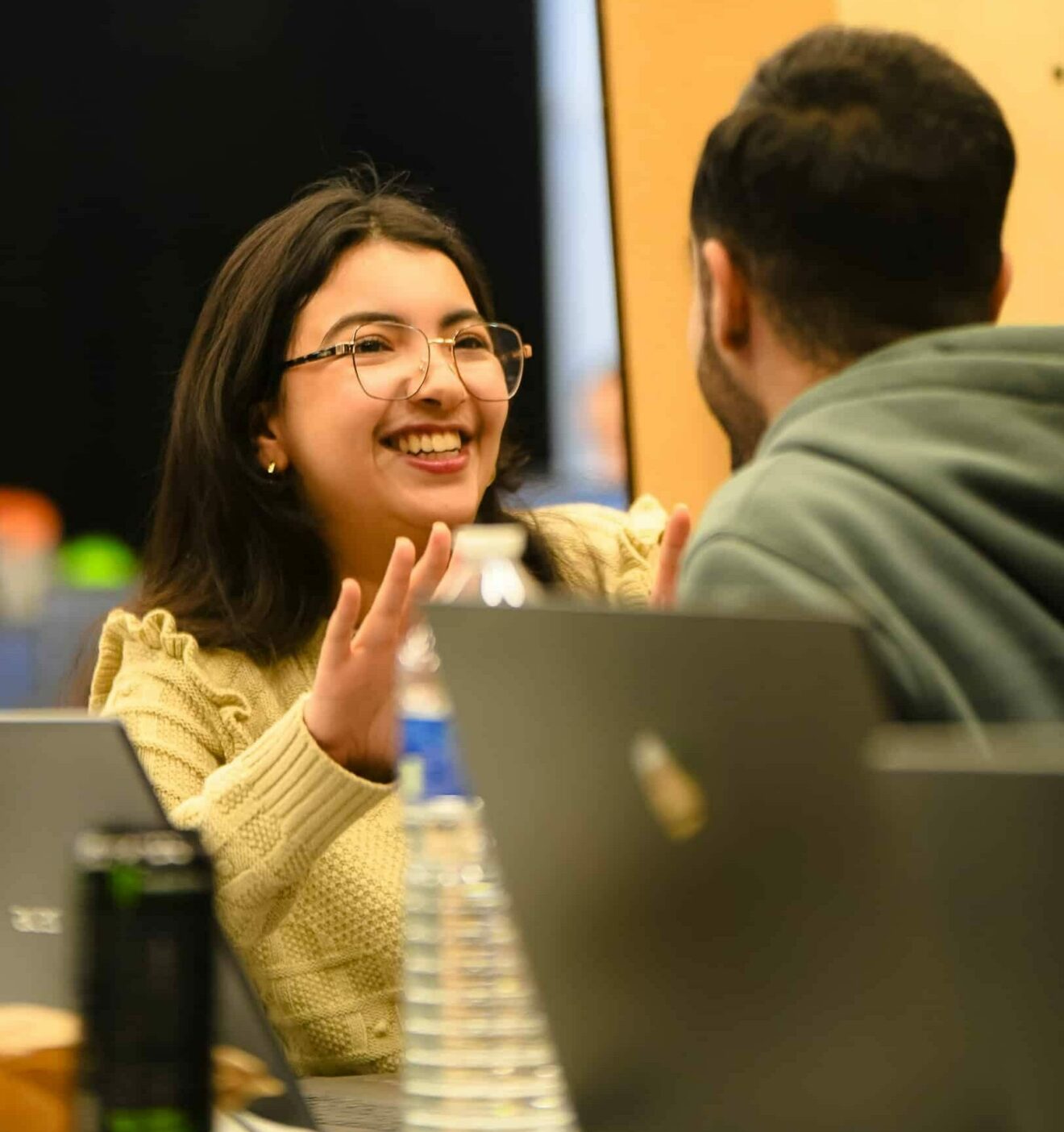 Étudiants en projet informatique à l'ENSICAEN